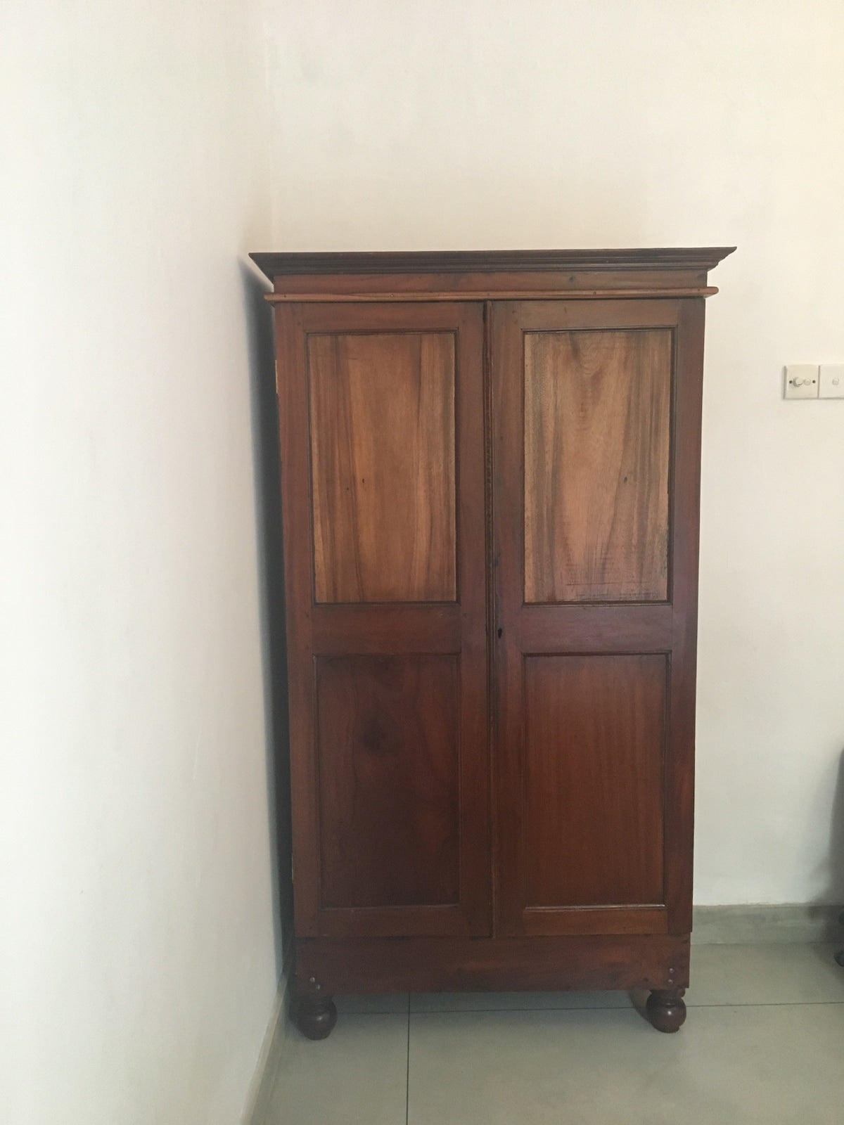 Unavailable - Colombo : Code MTS26 - 1 Bedroom Bungalow - Non AC