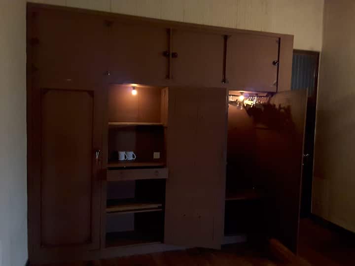 Unavailable - Colombo : Code MTS35 - 2 Bedrooms for 4 Persons