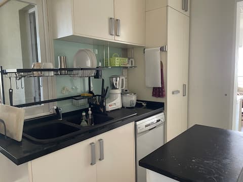 Unavailable - Colombo : Code MTS28 - 3 Bedroom Apartment - Lake View