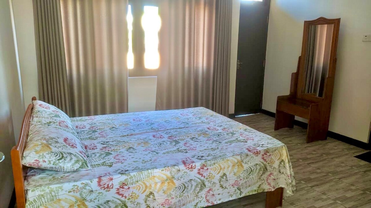 Unavailable - Colombo : Code MTS37 - 2 Bedroom Apartment with Rooftop