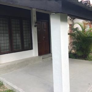 Unavailable - Colombo : Code MTS26 - 1 Bedroom Bungalow - Non AC