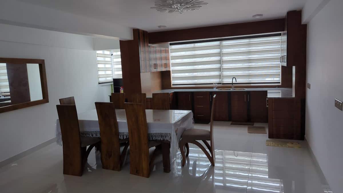 Unavailable - Colombo : Code MTS34 - For 5 Persons (2 floor)