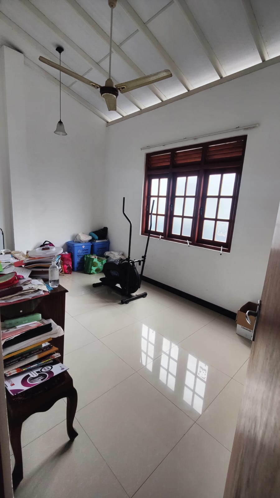 Unavailable - Colombo : MTS Code MTS25 - 3 BHK Unfurnished Non AC