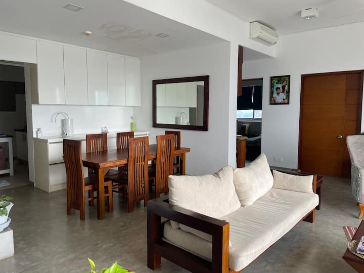 Unavailable - Colombo : Code MTS28 - 3 Bedroom Apartment - Lake View