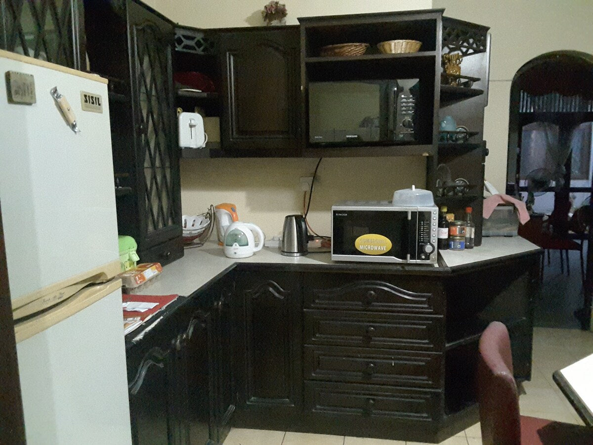 Unavailable - Colombo : Code MTS35 - 2 Bedrooms for 4 Persons