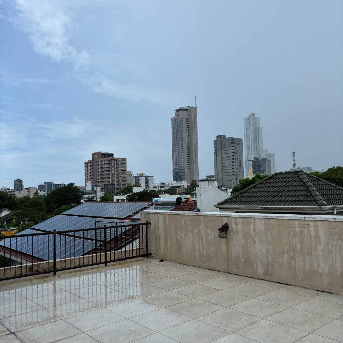 Unavailable - Colombo : Code MTS37 - 2 Bedroom Apartment with Rooftop