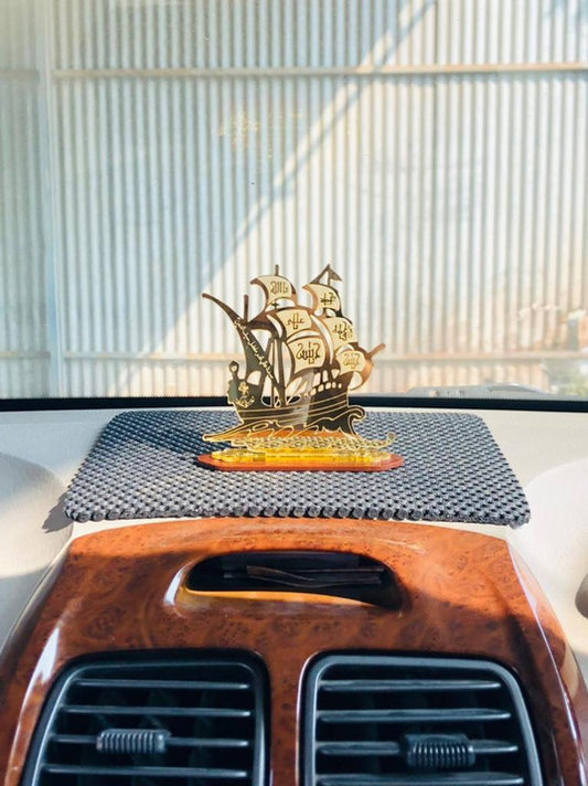 Panjatan Paak AS Boat Showpiece